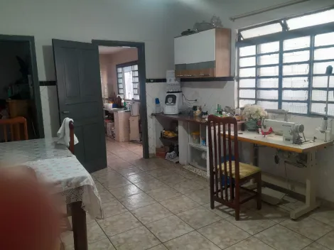 imagem 3 - Casa Padrão no Centro com 03 dormitórios e 03 vagas de garagem. imagem 3 - Casa Padrão no Centro com 03 dormitórios e 03 vagas de garagem.