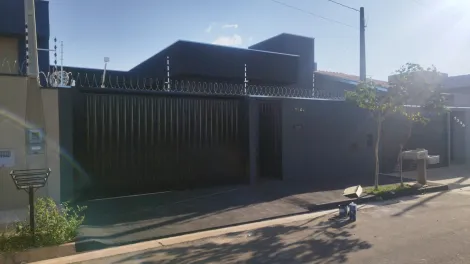Casa / Padrão em São José do Rio Preto 