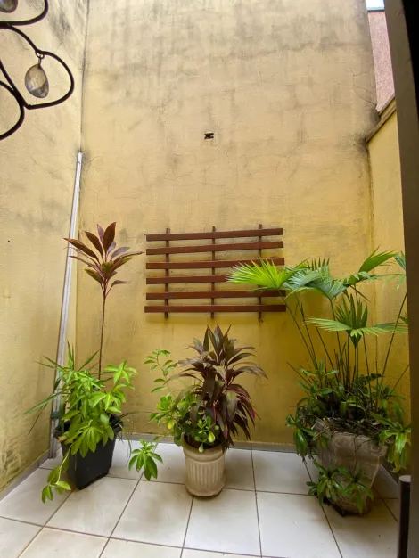 imagem 4 - Residencial Palestra - Casa em bom local, com 3 dorms, sendo 1 apto, sala para 2 ou mais ambs, coz com armários. imagem 4 - Residencial Palestra - Casa em bom local, com 3 dorms, sendo 1 apto, sala para 2 ou mais ambs, coz com armários.