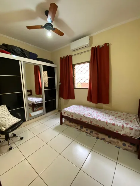 imagem 5 - Residencial Palestra - Casa em bom local, com 3 dorms, sendo 1 apto, sala para 2 ou mais ambs, coz com armários. imagem 5 - Residencial Palestra - Casa em bom local, com 3 dorms, sendo 1 apto, sala para 2 ou mais ambs, coz com armários.