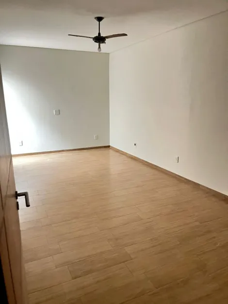 imagem 5 - Casa Padrão localizada no bairro São Francisco de Assis I com 3 dormitórios e 2 vagas de garagem. imagem 5 - Casa Padrão localizada no bairro São Francisco de Assis I com 3 dormitórios e 2 vagas de garagem.