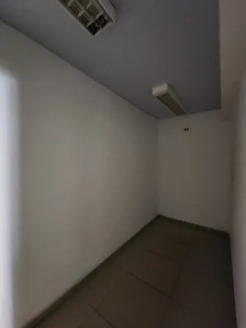 imagem 4 - Salão comercial amplo no Centro com com acessibilidade. imagem 4 - Salão comercial amplo no Centro com com acessibilidade.