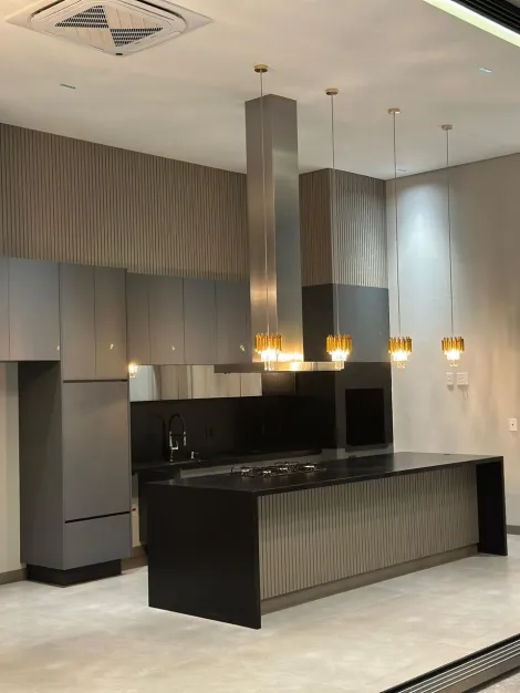 imagem 3 - Casa Alto Padrão à Venda 272m², Condomínio Damha III com 3 dormitórios imagem 3 - Casa Alto Padrão à Venda 272m², Condomínio Damha III com 3 dormitórios