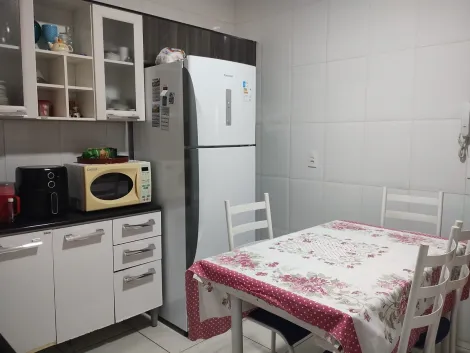 imagem 3 - Casa Padrão à Venda com 2 Dormitórios no bairro Parque das Aroeiras imagem 3 - Casa Padrão à Venda com 2 Dormitórios no bairro Parque das Aroeiras