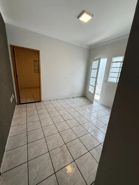 imagem 2 - Casa para locação localizada no Parque das Aroeiras com 2 dormitórios com vaga de garagem imagem 2 - Casa para locação localizada no Parque das Aroeiras com 2 dormitórios com vaga de garagem