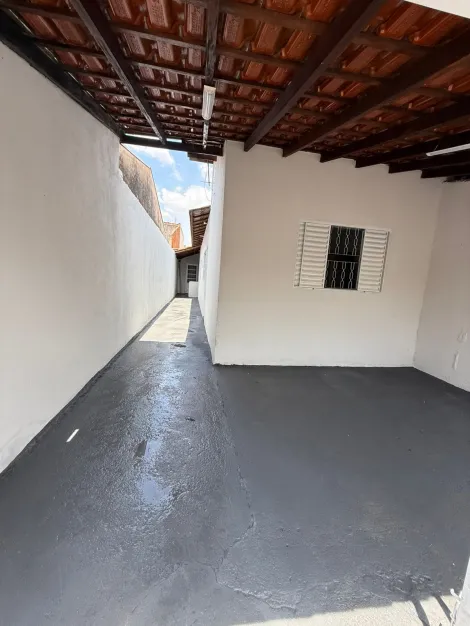 imagem 1 - Casa para locação localizada no Parque das Aroeiras com 2 dormitórios com vaga de garagem imagem 1 - Casa para locação localizada no Parque das Aroeiras com 2 dormitórios com vaga de garagem