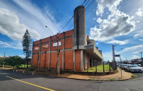 imagem 3 - Excelente imóvel comercial em localização privilegiada em Rio Preto imagem 3 - Excelente imóvel comercial em localização privilegiada em Rio Preto