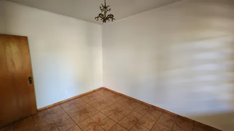 Alugar Casa / Padrão em São José do Rio Preto. apenas R$ 1.800,00